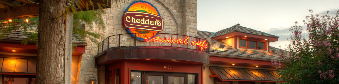 entrance of Cheddar's Cafe